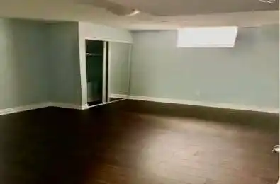 5 Lockport Crescent Brampton Ontario L6P 3X8