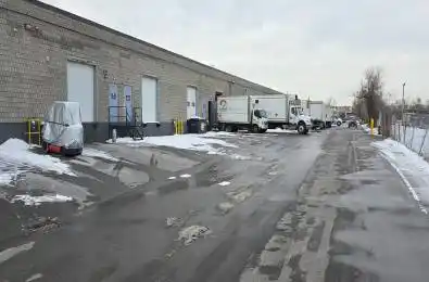 4500 Sheppard Avenue Unit# 42 Toronto E07 Ontario M1S 3R6