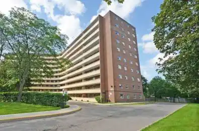 3577 Derry Road Unit# 910 Mississauga Ontario L4T 1B3