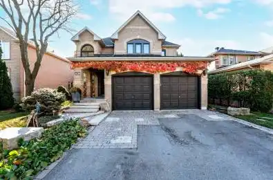15 Charing Crescent Aurora Ontario L4G 6P4