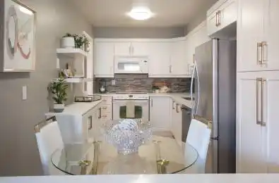 70 Baif Boulevard Unit# 605 Richmond Hill Ontario L4C 5L2