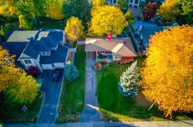 281 Savoy Crescent Oakville Ontario L6L 1Y2