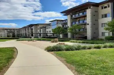 570 Lolita Gardens Unit# 441 Mississauga Ontario L5A 0A1