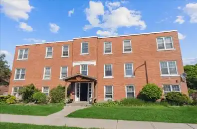 133 North Service Road Unit# 6 Oakville Ontario L6H 1A3