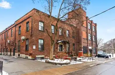 347 Sorauren Avenue Unit# 209 Toronto W01 Ontario M6R 2G8