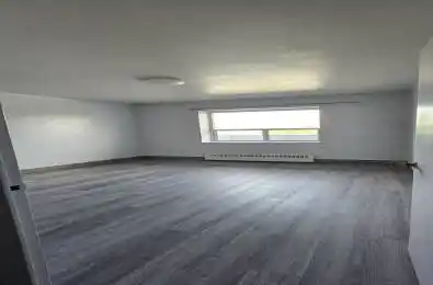 1651 Victoria Pk Avenue Unit# 302 Toronto E04 Ontario M1R 1P9