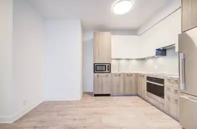 18 Water Walk Drive Unit# 1009 Markham Ontario L3R 6L5