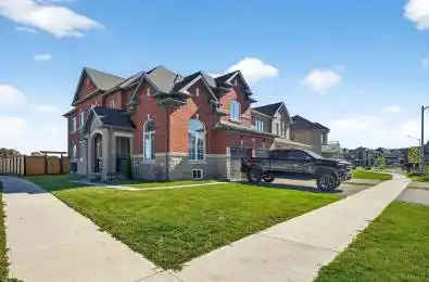 250 FERRAGINE Crescent Bradford West Gwillimbury Ontario L3Z 4J8