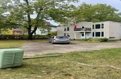 74 William Street Waterloo Ontario N2L 1J7