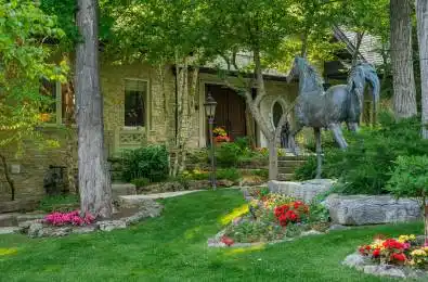 101 Paula Court Vaughan Ontario L0J 1C0