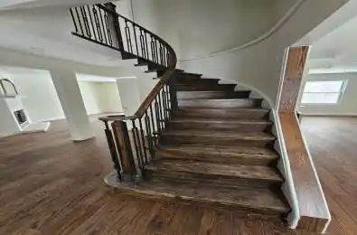 247 Hickling Trail Barrie Ontario L4M 5W9