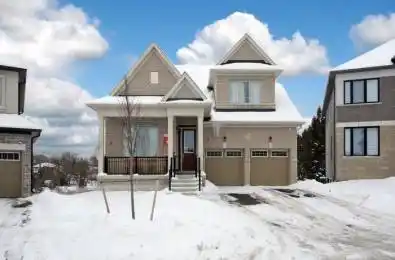 12 Fair Winds Lane East Gwillimbury Ontario L9N 0V5