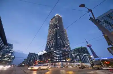 1 CONCORD CITYPLACE Way Unit# 3303 Toronto C01 Ontario M5V 0X3