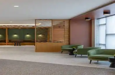 2495 Eglinton Avenue Unit# 1106 Mississauga Ontario L5M 2T2