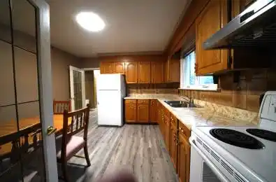 35 Beckett Avenue Toronto W04 Ontario M6L 2B3