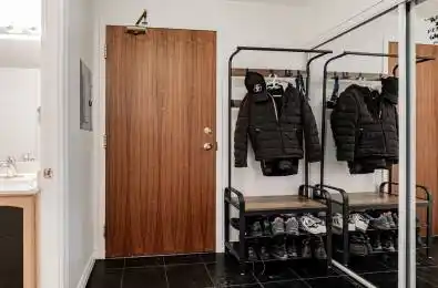 3830 Bathurst Street Unit# 512 Toronto C06 Ontario M3H 6C5