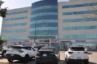 2250 Bovaird Drive Unit# 403 Brampton Ontario L6R 3J5