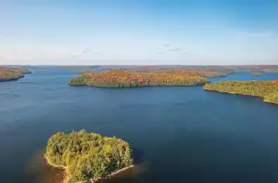 0 Bear Island Dysart et al Ontario P0A 1E0