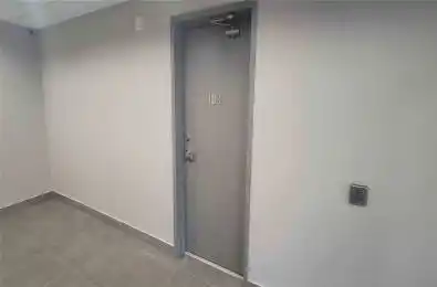 32 Wellington Street Unit# 108 Aurora Ontario L4G 1H5