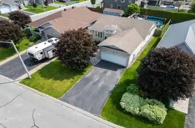 7 Settlement Lane Russell Ontario K4R 0A4