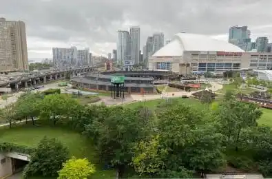 25 Lower Simcoe Street Unit# 1217 Toronto C01 Ontario M5J 3A1