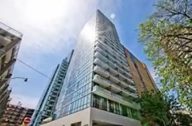 210 Simcoe Street Unit# 1210 Toronto C01 Ontario M5T 2W5