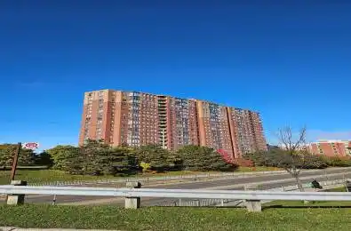 330 Mccowan Road Unit# 606 Toronto E08 Ontario M1J 3N3